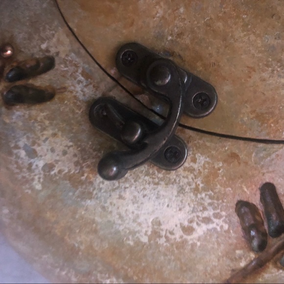 Beautiful Dragonfly hand-carved hard-shell purse - Picture 8 of 12